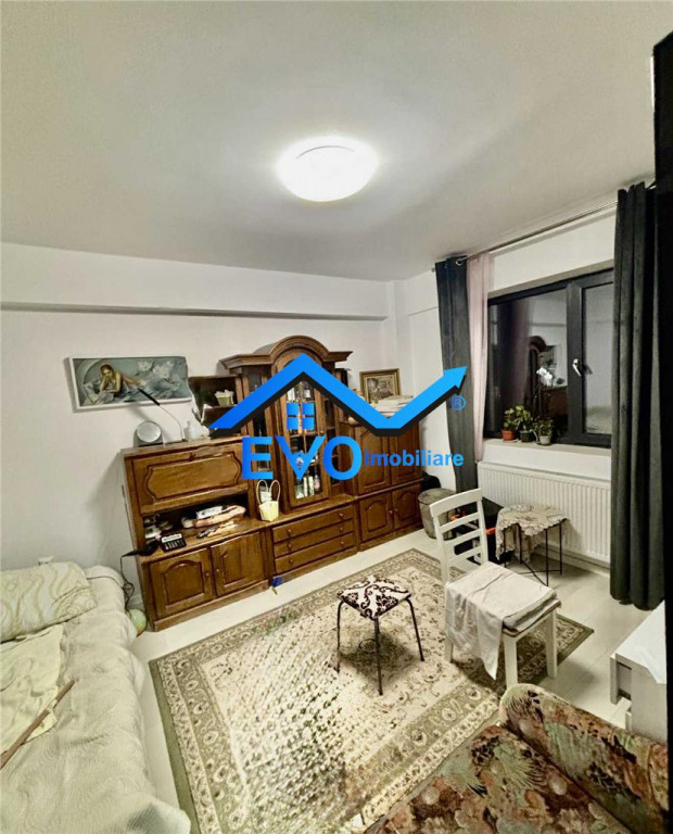 Apartament 2 camere, de , bloc nou, gradina si loc de parcar