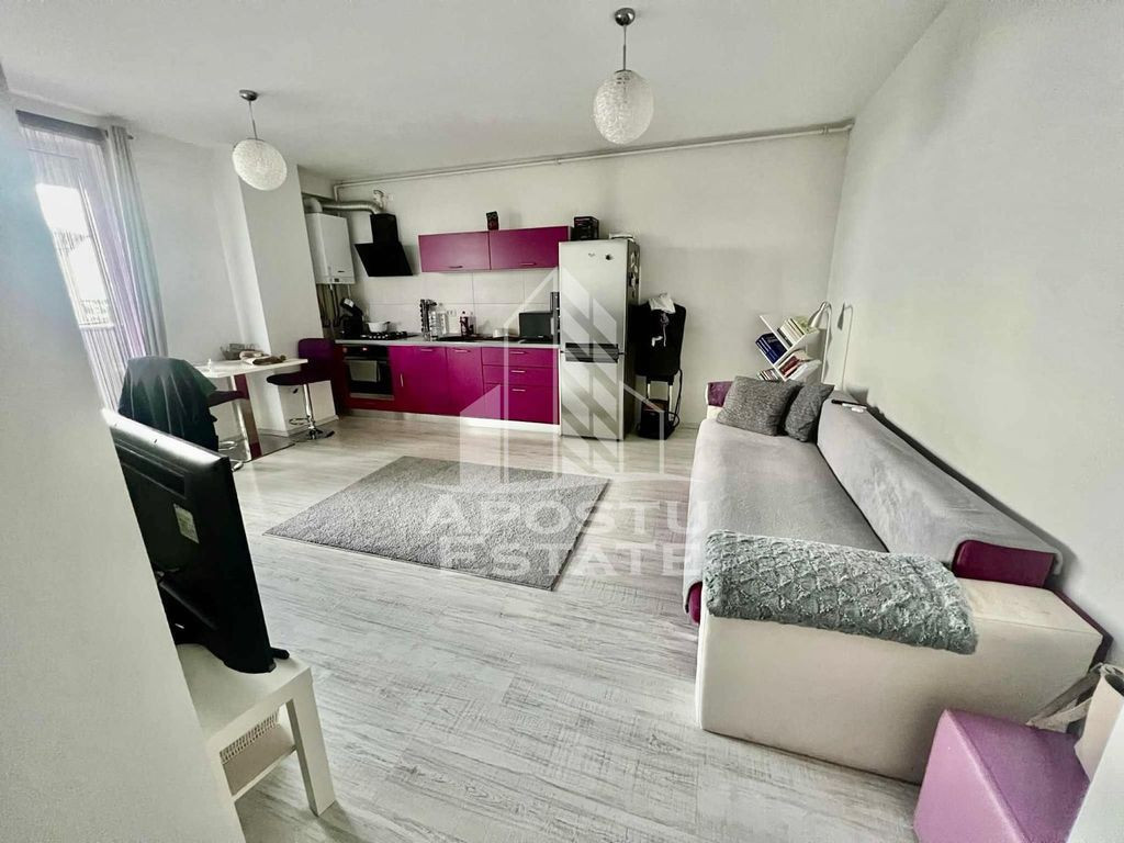 Apartament 2 camere, zona Soarelui, centrala proprie, loc...