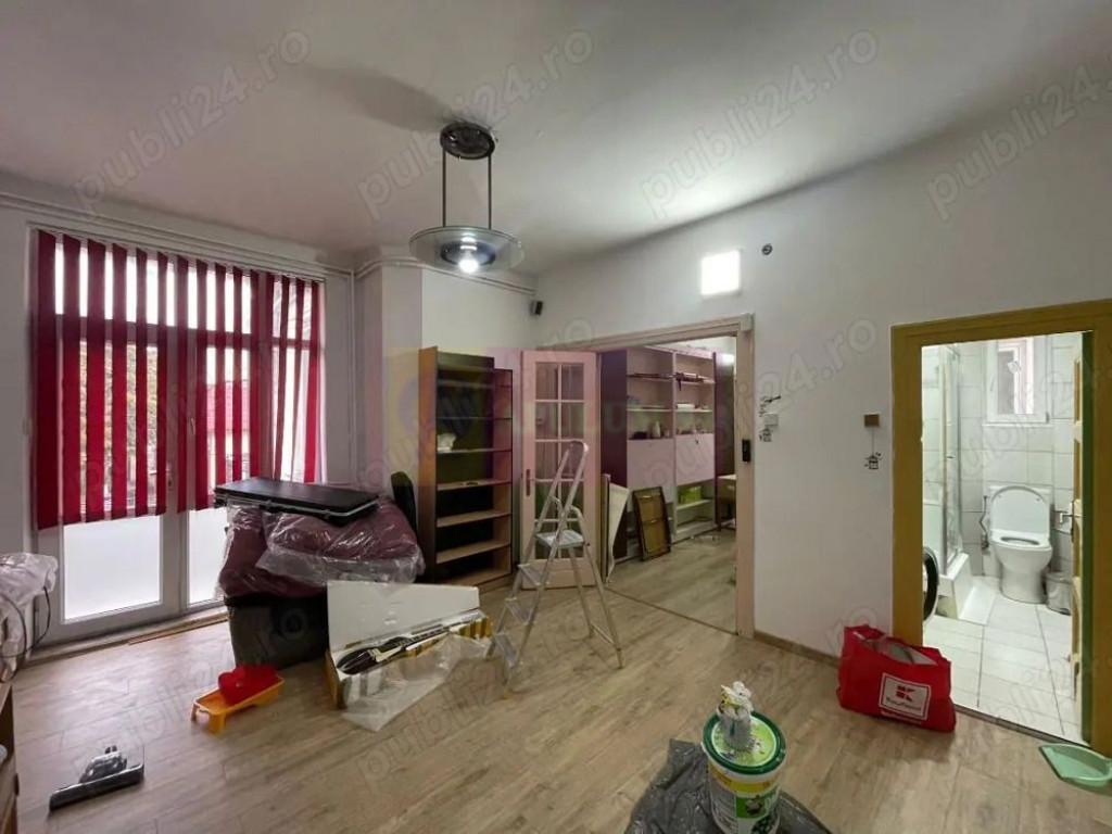 Apartament in vila Et.1+M, 90mp, zona case Mall Vitan