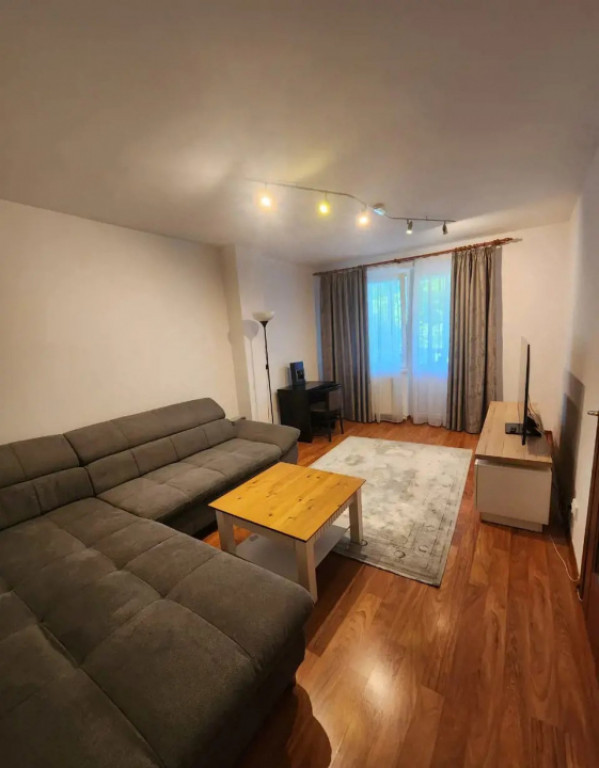 Apartament 3 camere 70 mp, et 1, Grivitei