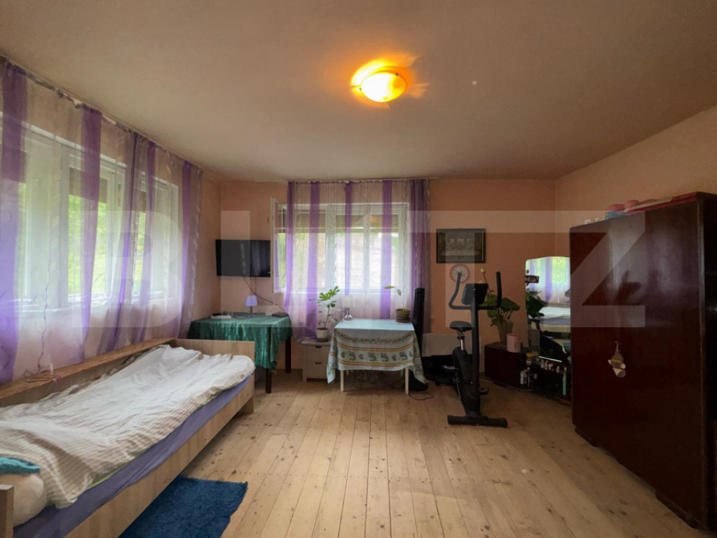 Casa cu 3 camere, 143 mp, in Hondol