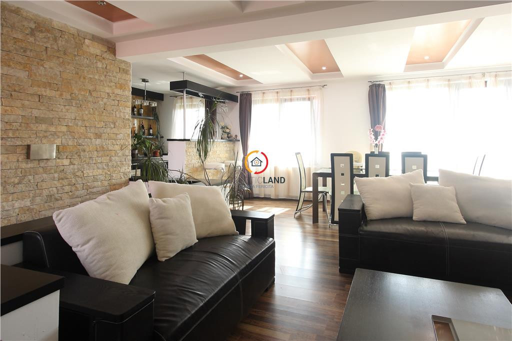 Briliant de Zarnesti. Casa - Vila