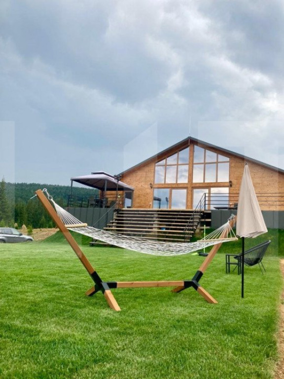 Proprietate deosebita, cabana in stil scandinav, 250 mp util