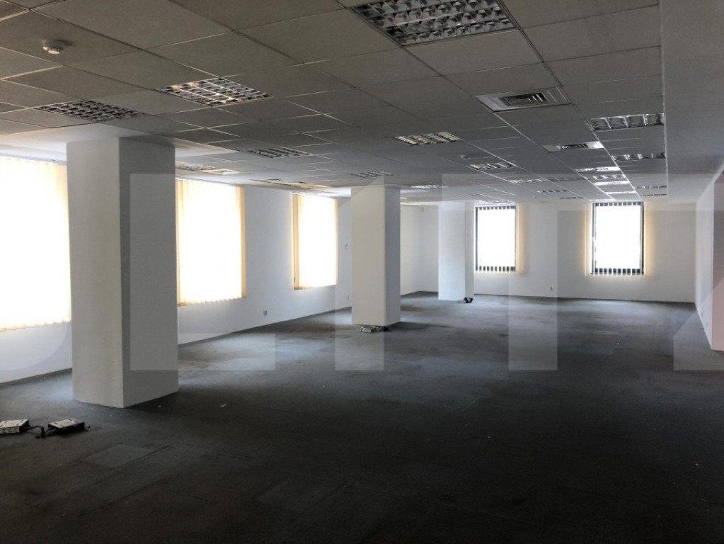 Showroom, clinica sau laborator medical!