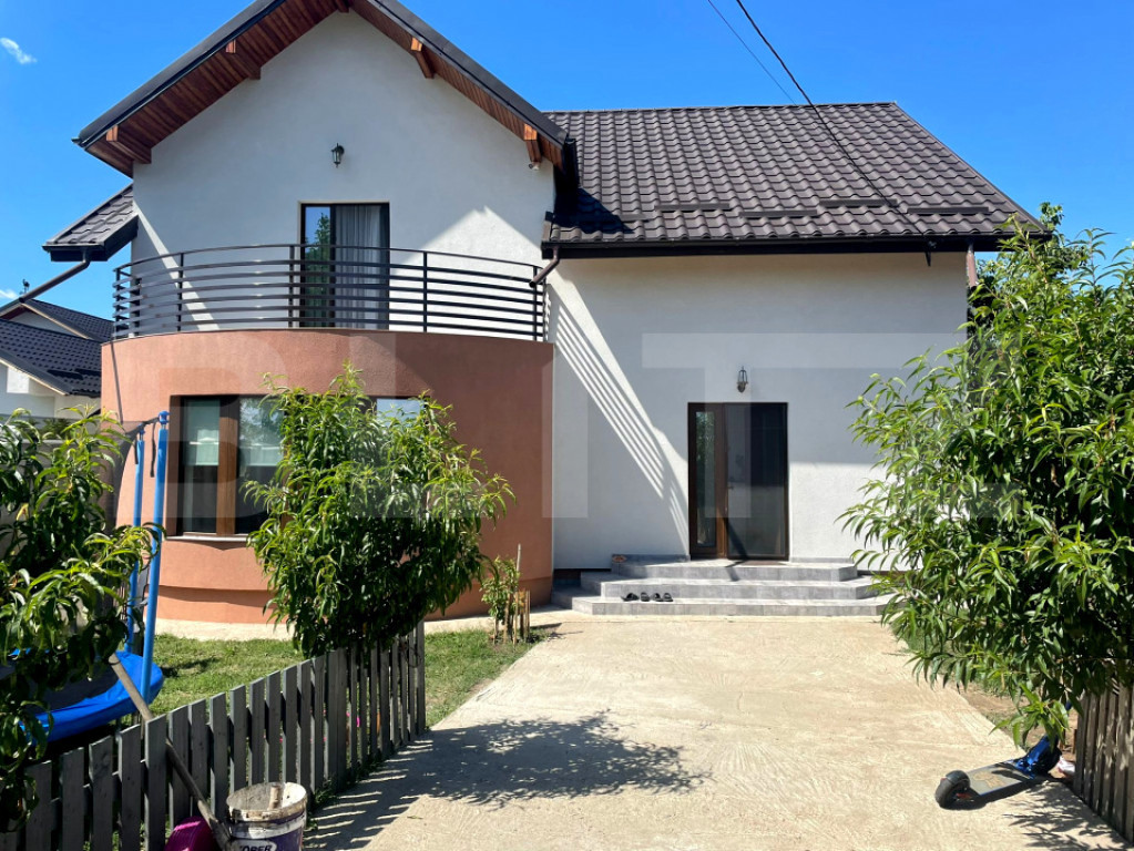 Casa 4 camere, 210 mp, 500 mp teren, zona Dancu