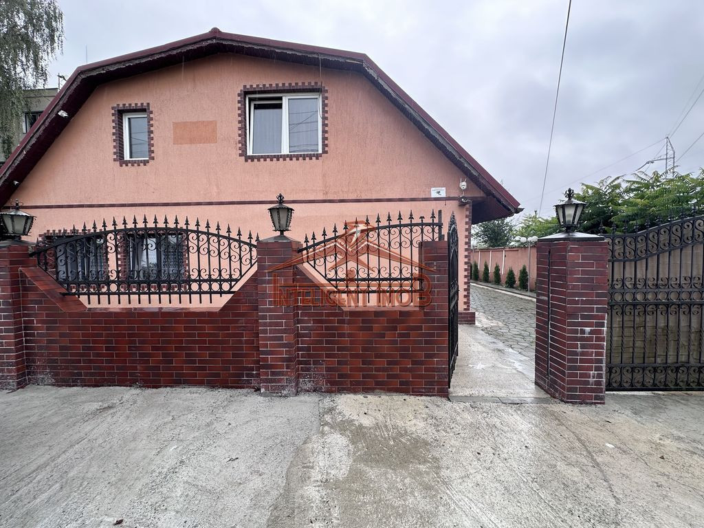 Casa individuala+sală evenimente+teren de 1470 mp Făgă...