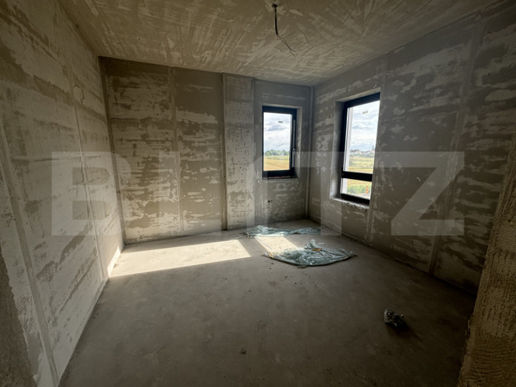 Vanzare apartament cu 2 camere, 64 mp, zona Shopping City