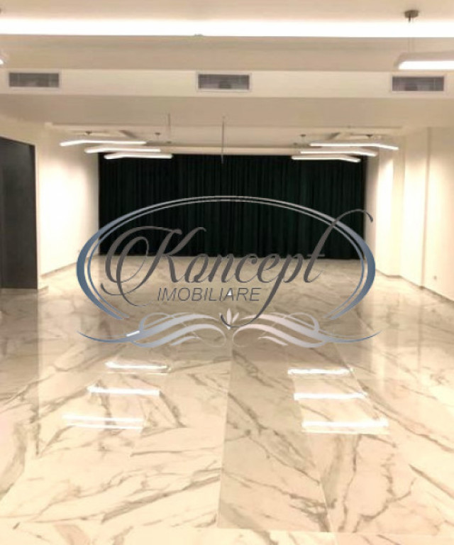 Spatiu comercial superfinisat