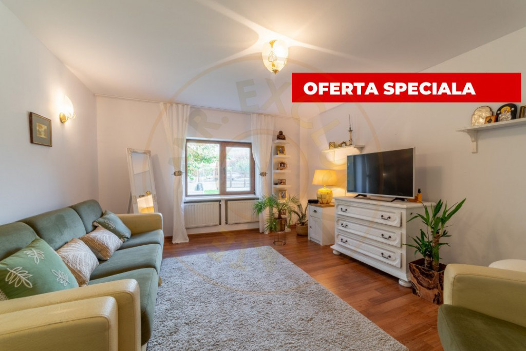 Casa pe parter cu teren generos - Topoloveni, Argeș