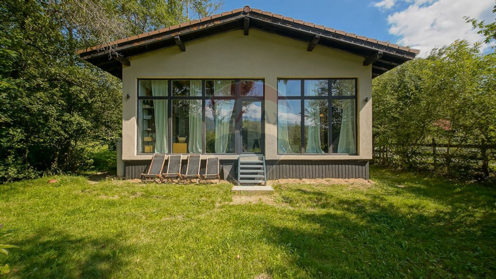 Casă de vacanță superbă -Cheile Râșnoavei- liniște...