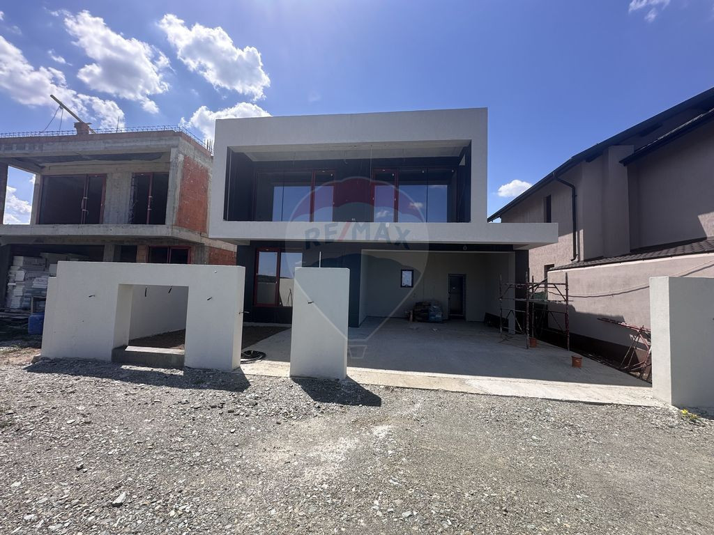 Casă / Vilă SMART in Voluntari/ Matei Millo/Pompa de Ca...