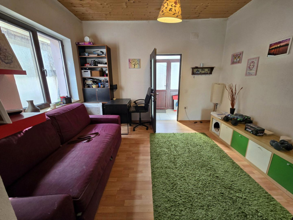 Casa la curte cu autorizatie - Investitie Popa Nan