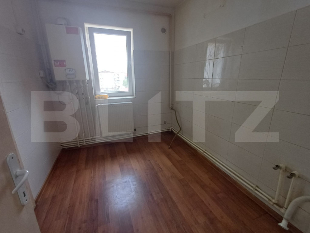 Apartament cu 3 camere, 66 mp, zona Al Teilor