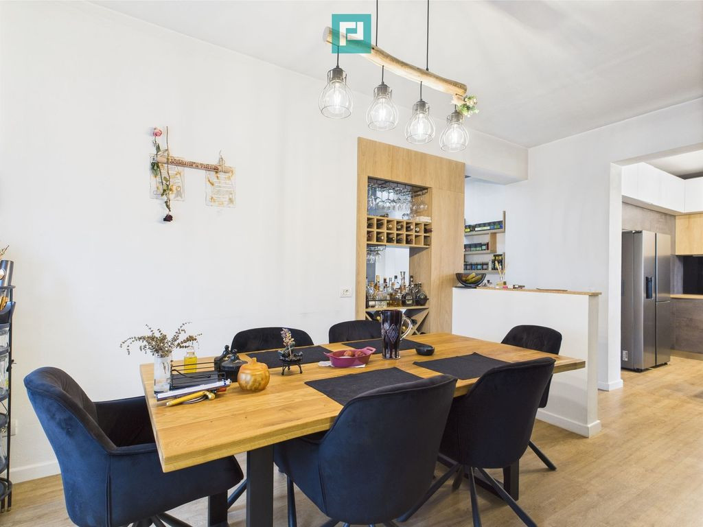 Casă individuală elegantă în Moșnița Nouă