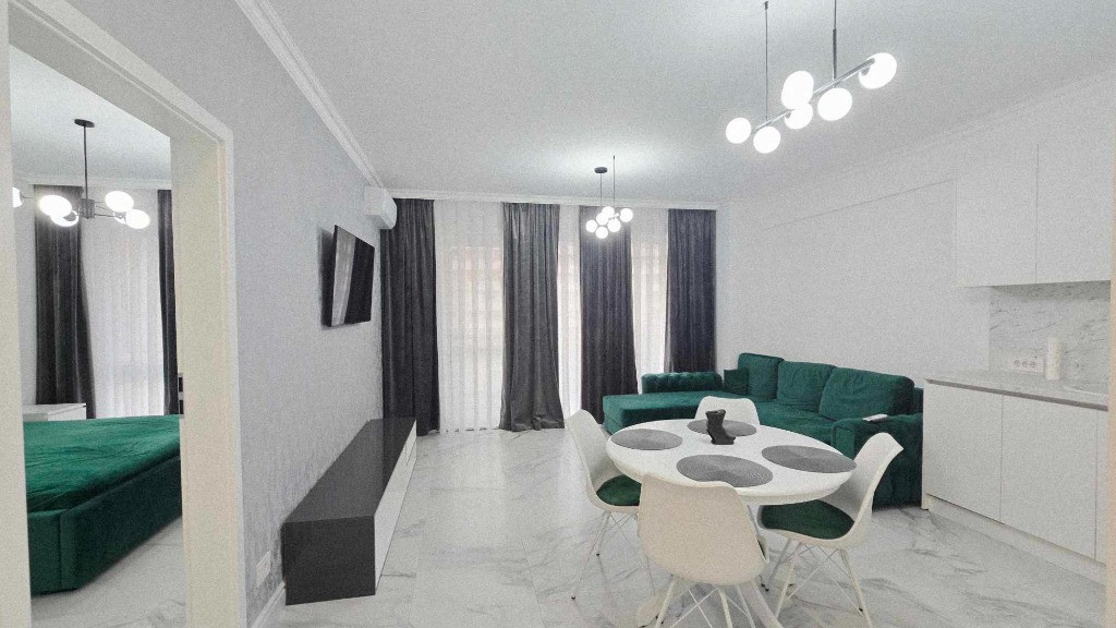 Apartament 2 camere de închiriat, cart. Luceafărul