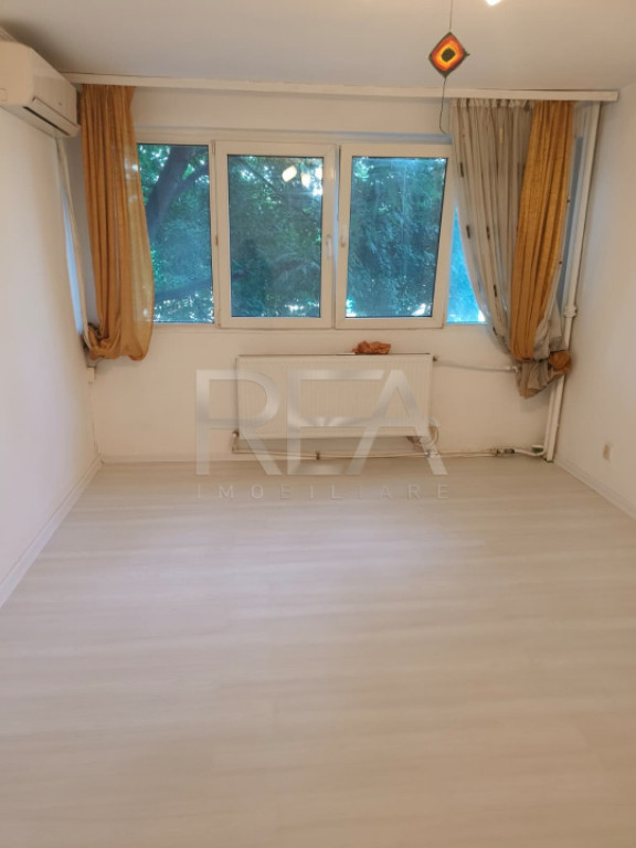 Apartament 2 camere Metrou Eroii Revolutiei