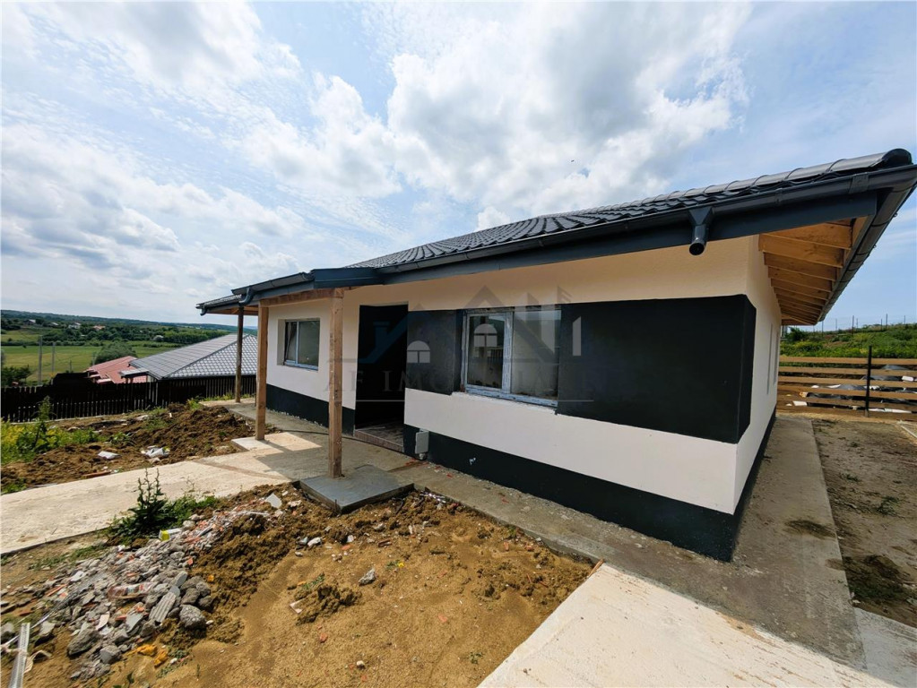 Case stil mediteranean în Complexul Visani – Barnova, ...