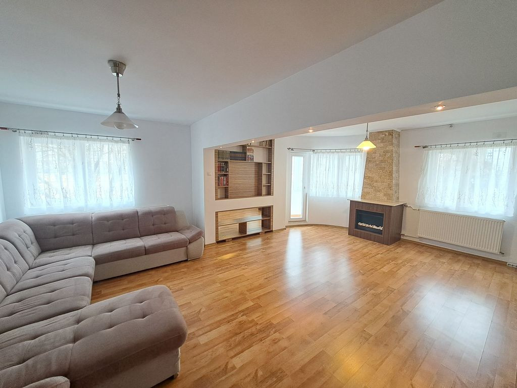Apartament 83 mp in Aviatiei - str. Avionului