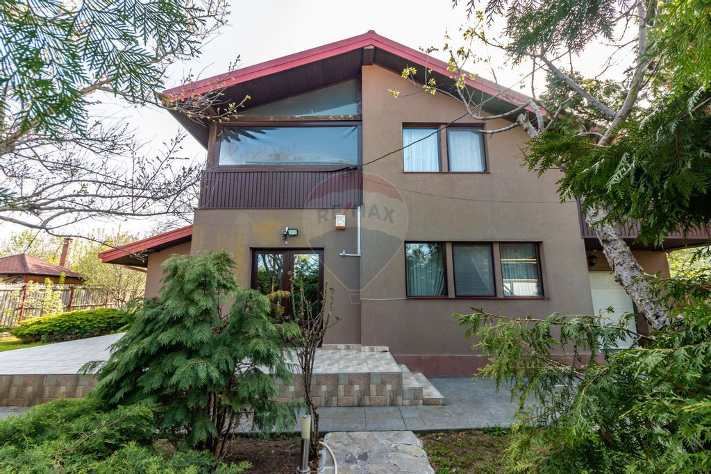 Vila cu teren 1000mp Strada Zorelelor / Snagov / LAC / Ca...