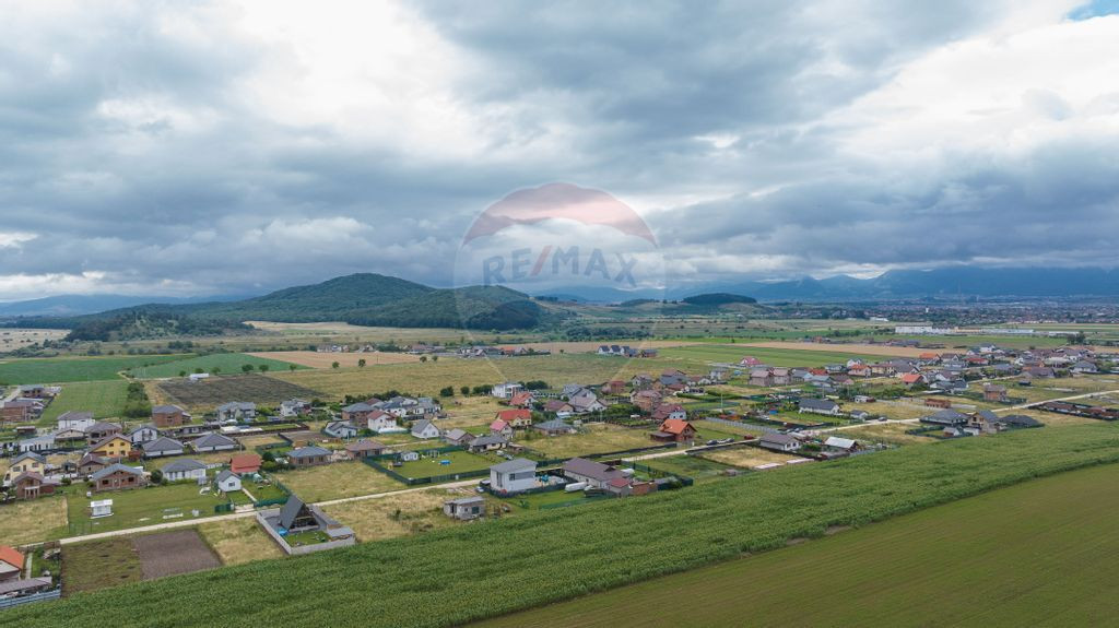 REZERVAT! Lot de casa intrare Bod, Strada Serban Cantacuz...