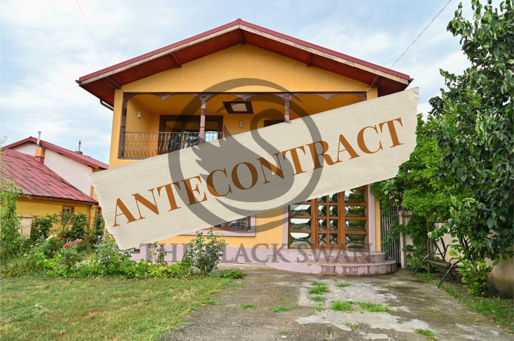 Casa cu 5 camere de vanzare | Teren 930 MP | Bărcăne?...