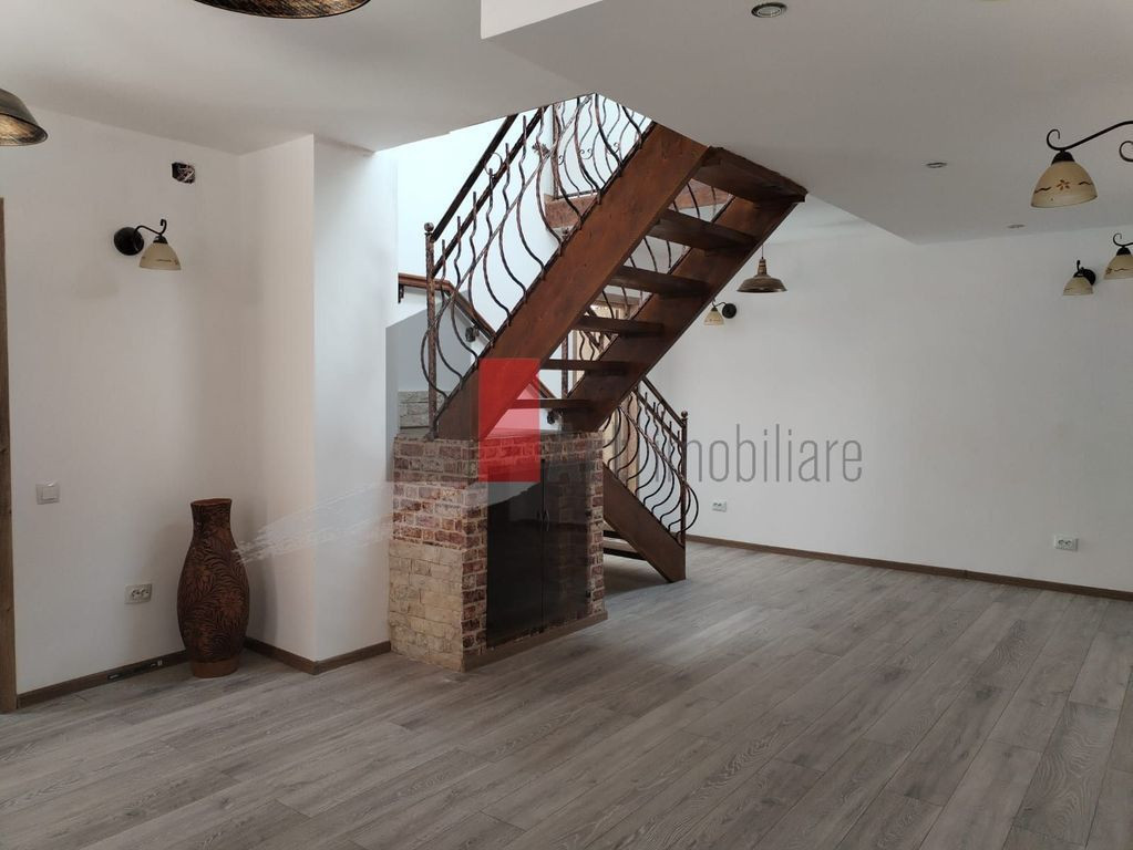 Închiriere casă 5 camere Șoseaua Progresului - Jumbo L...