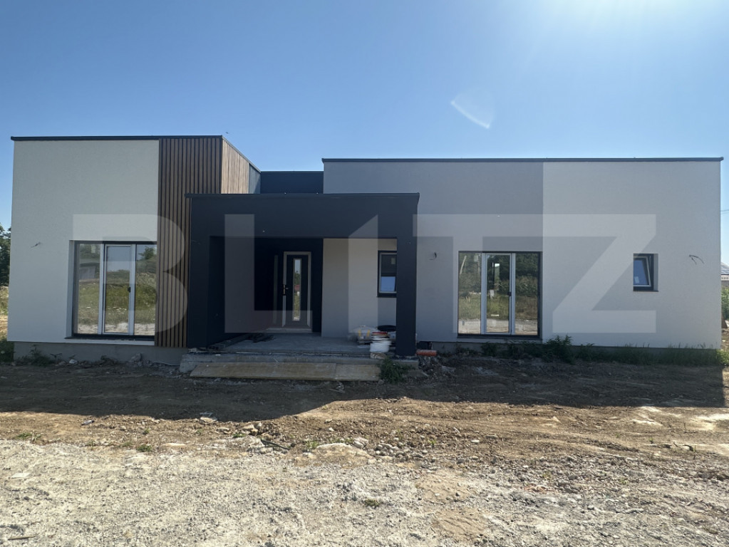 Casa plan parter,129mp utili,660mp teren,Paulesti