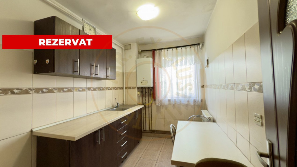 Apartament de 2 camere Pitesti-zona Nord-Spitalul Militar!