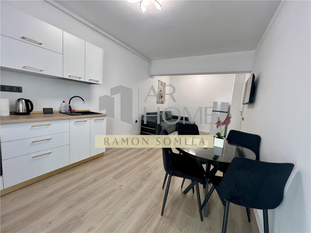 2 camere de lux Real Residence