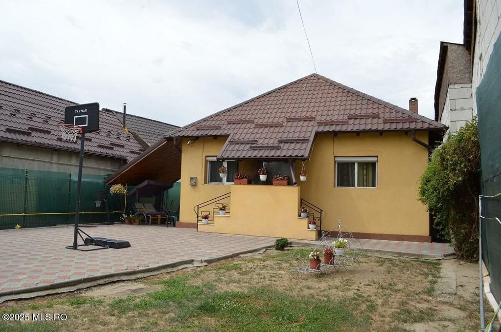 Pitesti - Slava, casa pe parter, teren 634 mp