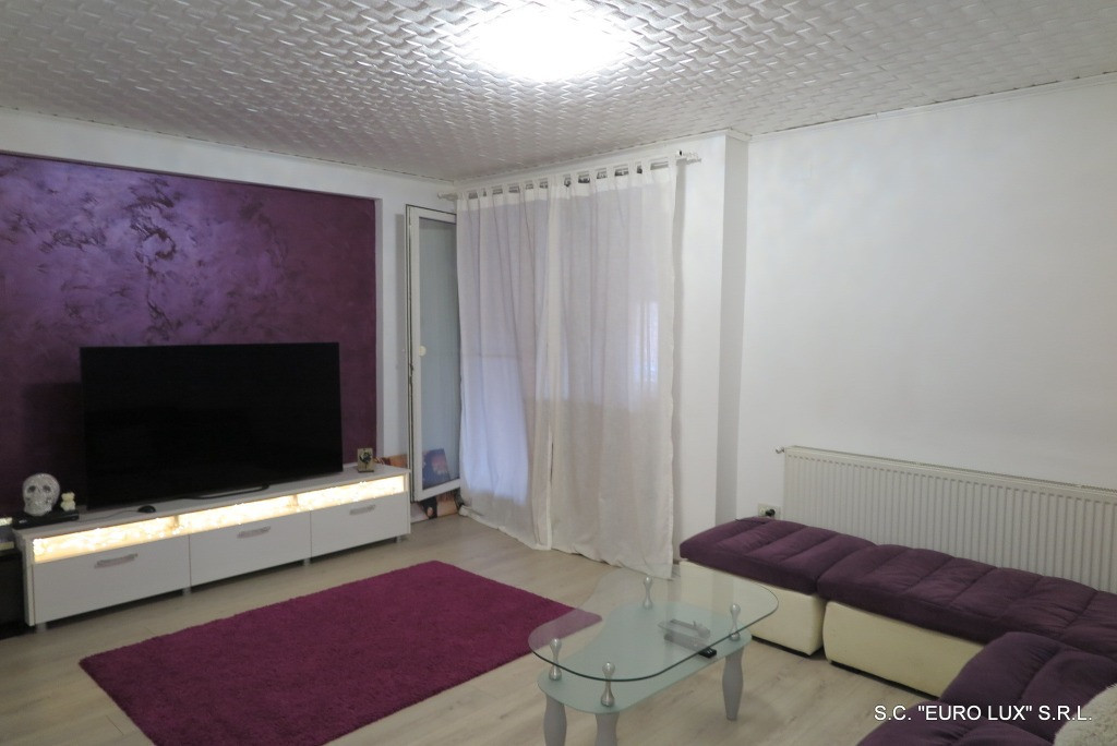 Casa P + M - Zona Vlaicu + spatiu comercial