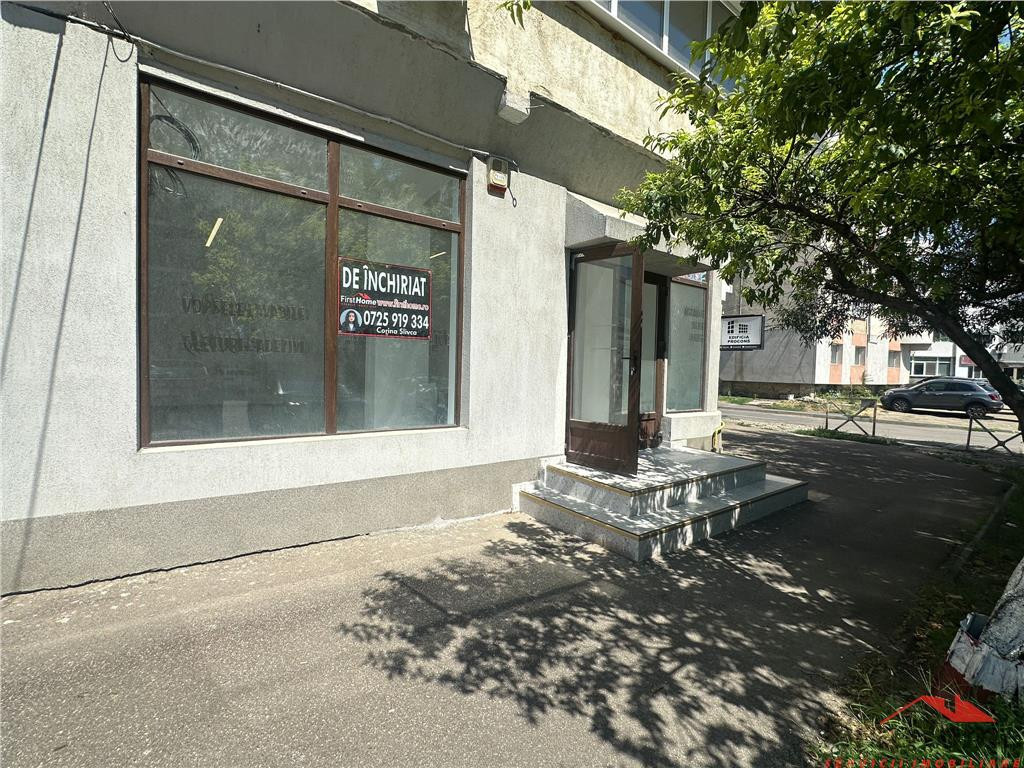 Spatiu comercial stradal - 55 mp, renovat 2025, Brailei