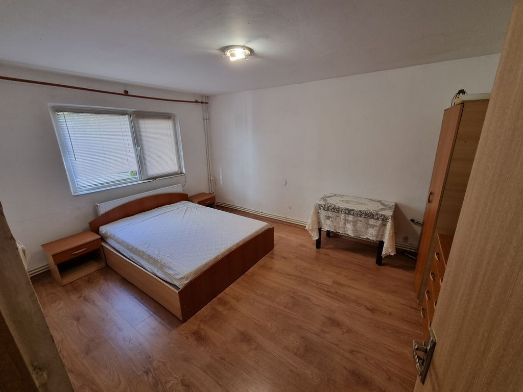 Apartament zona Abator