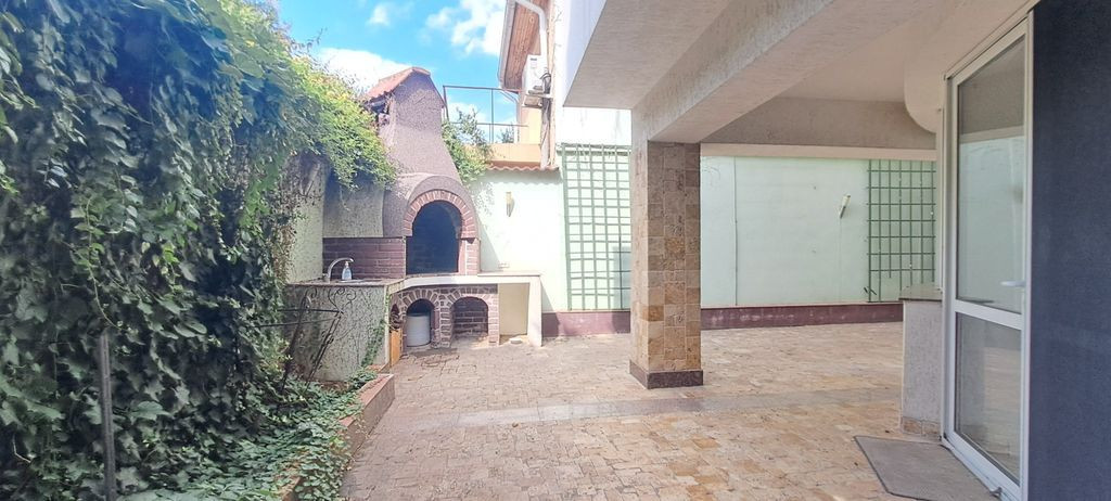 Inchiriere vila | Birou | Rezidenta | Eroii Revolutiei