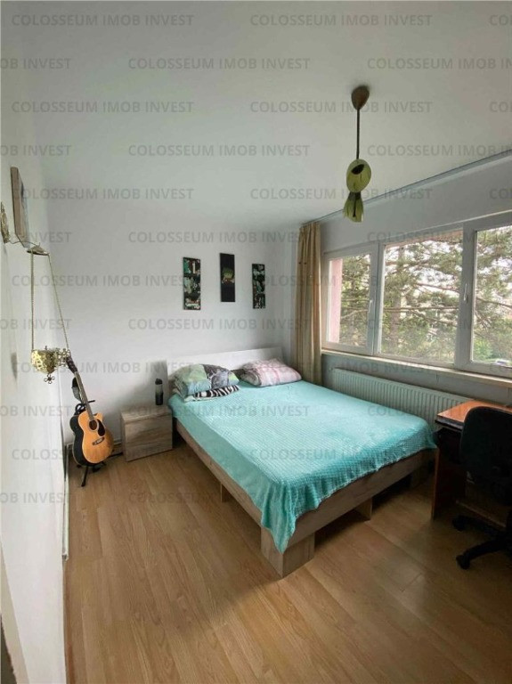 Apartament 2 camere, semidecomandat - zona Astra.