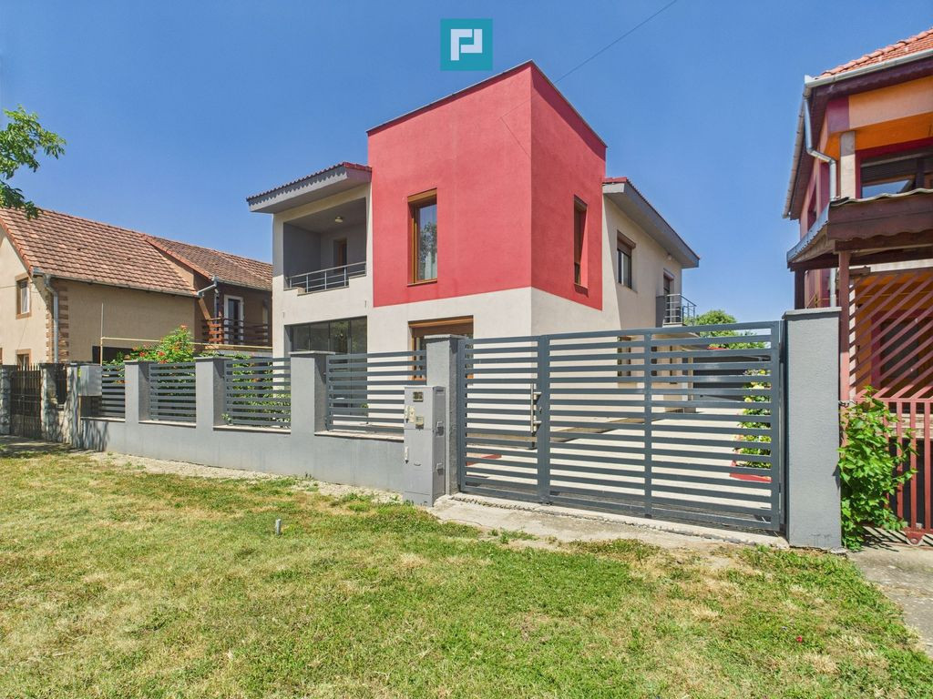 Casă individuală în Bucovăț