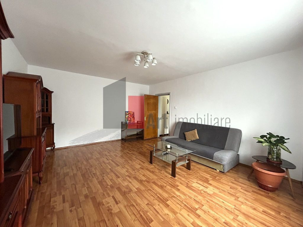 Apartament 2 camere decomandat | Calea Calarasilor