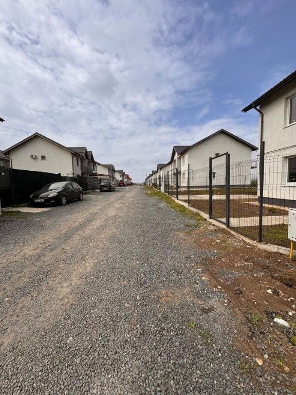 Vila tip Duplex la un Pret foarte bun, cu TVA inclus !!