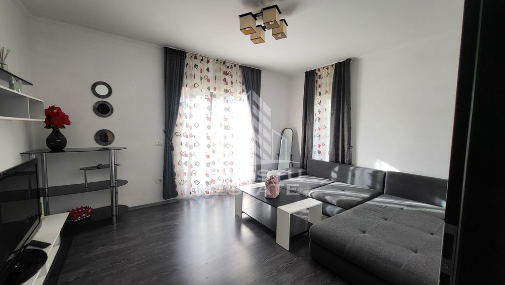 Apartament cu 2 camere si curte proprie,Dumbravita