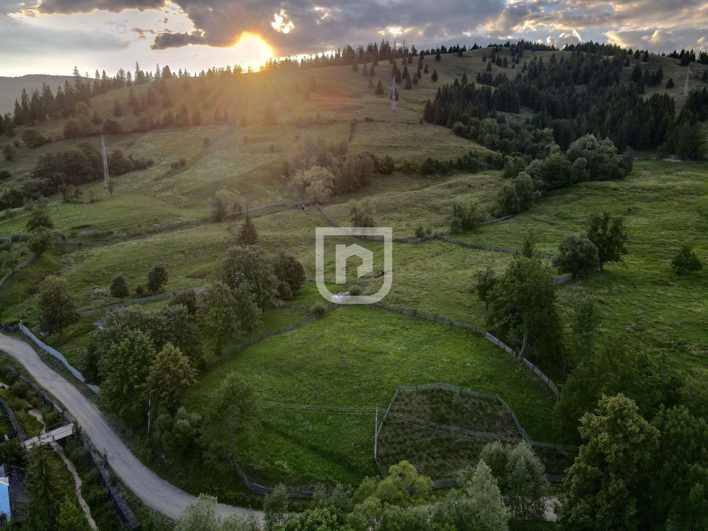 Teren intravilan 2.807mp Manastirea Humorului | Bucovina