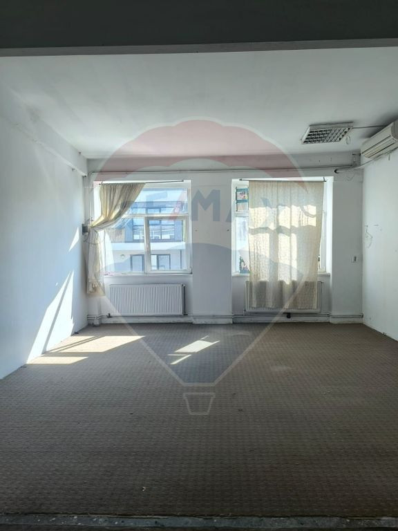 Spațiu comercial de inchiriat