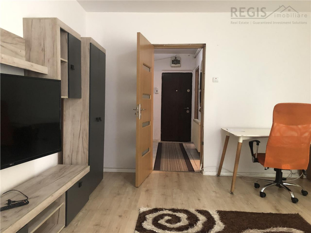 GARSONIERA DECOMANDATA CU BALCON, VICTORIEI - CENTRUL CIVIC