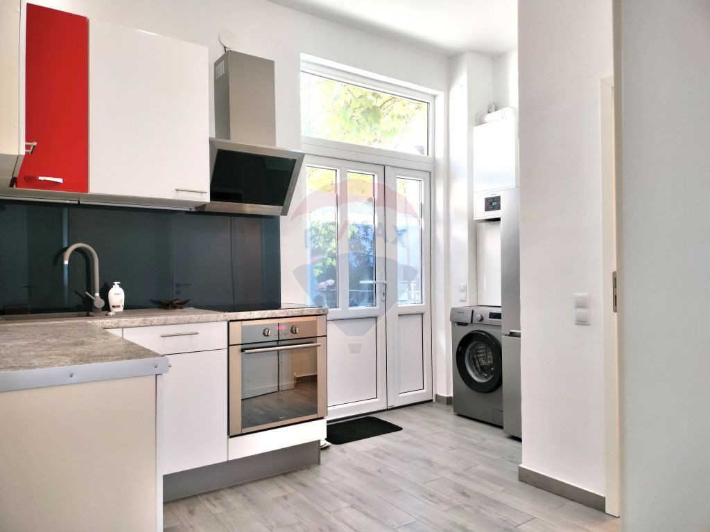 Apartament cu 2 camere de închiriat -zona centrală, Med...