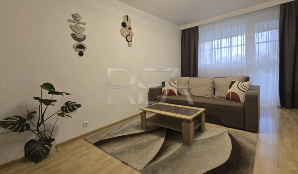 Închiriere 3 camere, 4/10, renovat Drumul Taberei-Valea Ial