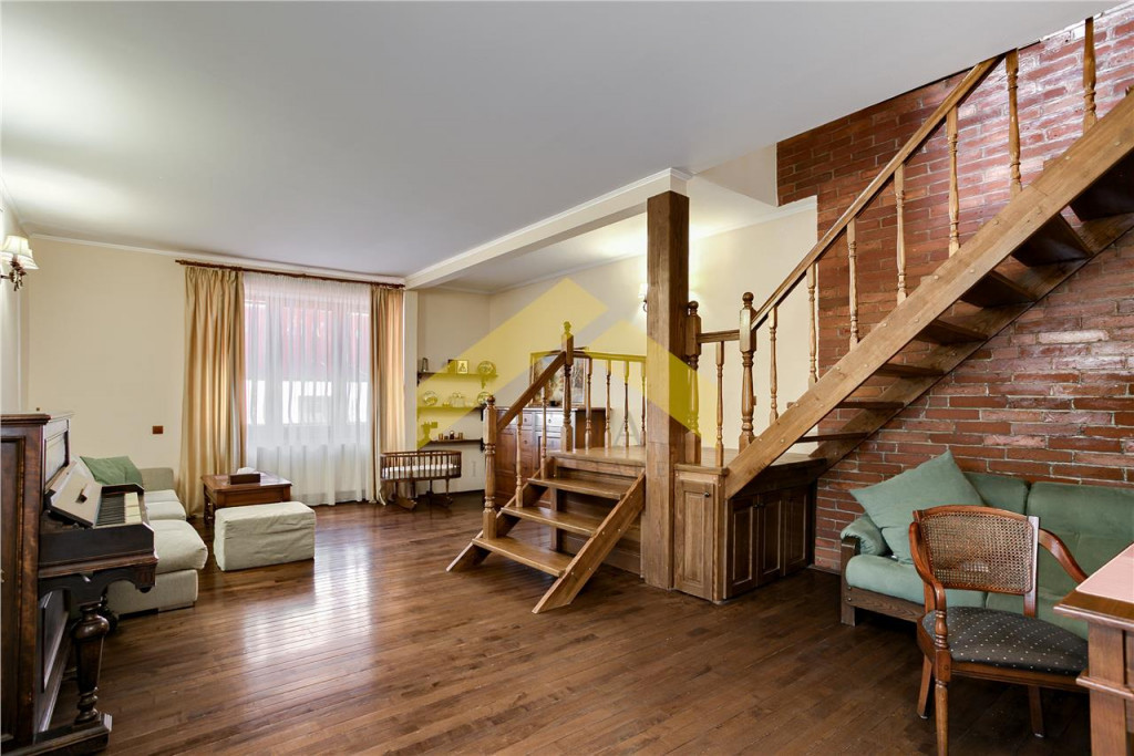 Casa de in centrul orasului Oradea