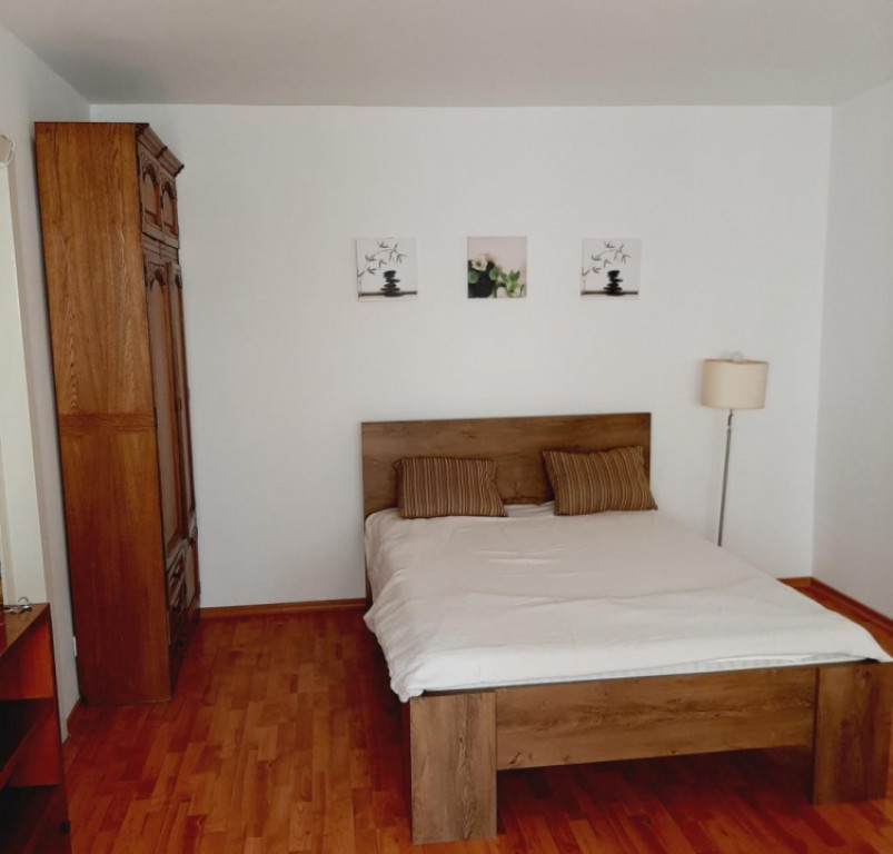 Garsoniera - Stefan cel mare, Metrou