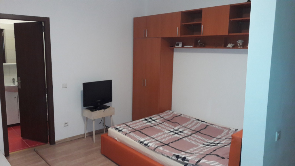 Garsoniera - Metrou 1 Decembrie 1918