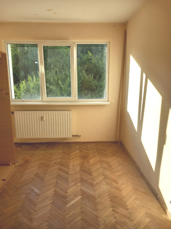 Apartament semidecomandat 3/4