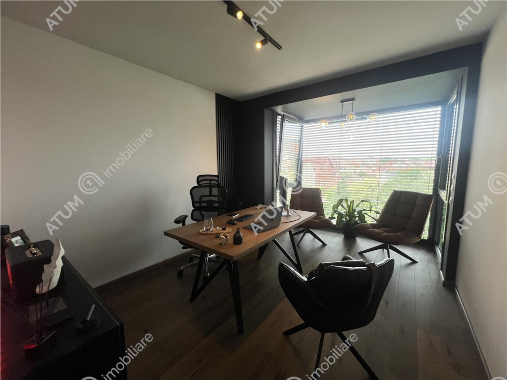 Apartament cu 3 camere si balcon etaj 2 zona Calea Dumbravii