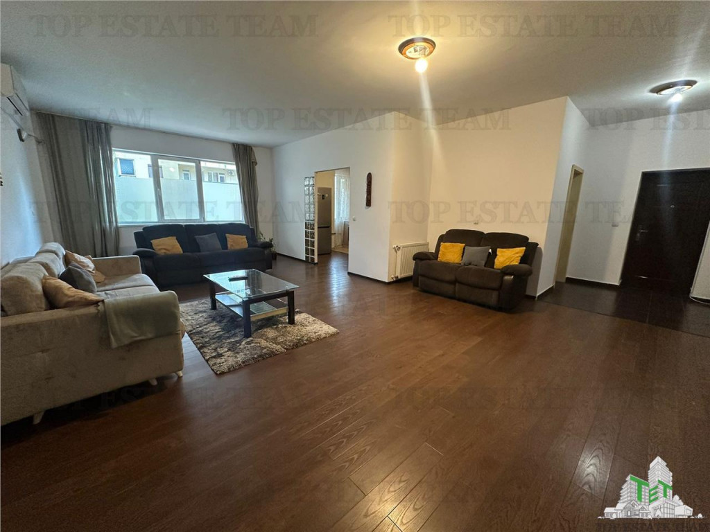 Apartament 3 camere de in zona Doi Cocosi